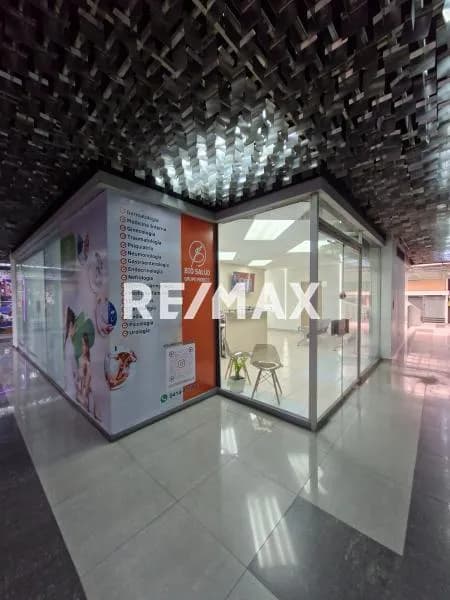 EN ALQUILER CONSULTORIO MÉDICO (CUBÍCULO 1) EN EL C.C. CAMORUCO