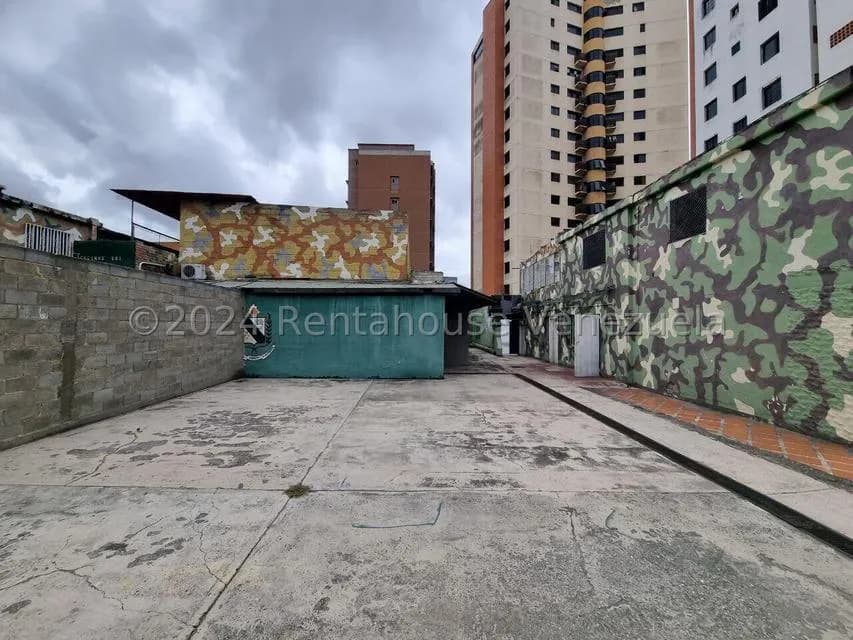 Terreno (Comercial) en Venta en Parroquia Catedral, Lara