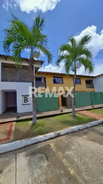 Se Alquila Apartamento Tipo Estudio en Tipuro Suites.