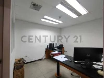 Local Comercial en Alquiler Avenida Solano