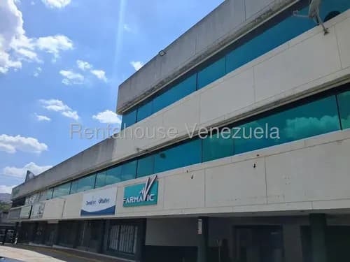 Excelente Oficina Comercial En Nivel Mezzanina Cercana A La Av.bolivar Norte, Inm 26-19459, Ideal Y Lista Para Tu Negocios, Coworking, Almacen, Administrativo. Facil Negociacion.. Solo Clientes