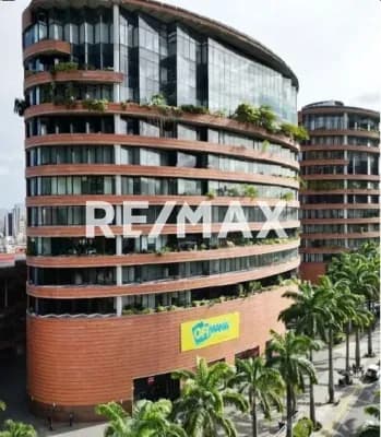 LOCAL COMERCIAL EN ALQUILER - URB. LA CASTELLANA