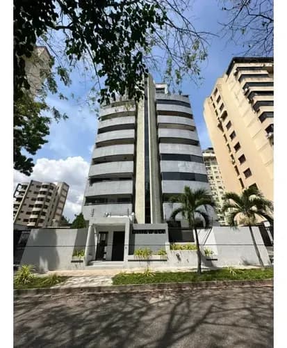 Apartamento En Venta Res Ikaro Trigaleña Baja