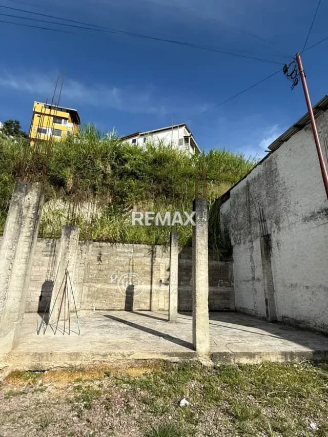 terreno + construcción en venta