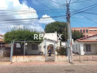 Se vende Casa Cerca del elevado de Delicias, Sector Las Américas calle 89B