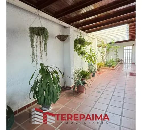 Espectacular Casa Urbanización El Retiro
