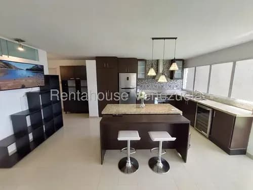 Moderno Y Remodelado Apartamento En Venta En Colinas De Bello Monte