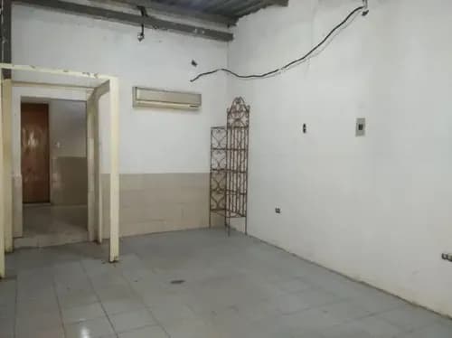 Diana Vende Local En Centro De Guacara. (atl-174) Sólo Clientes