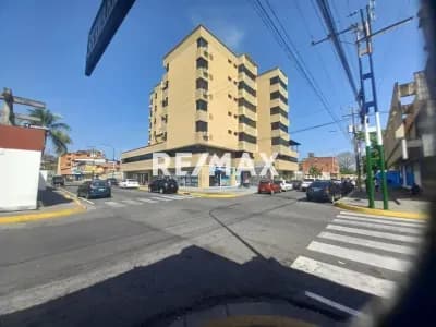 ¡VIVE EN EL CORAZÓN DE LA CIUDAD! Apartamento en venta. Residencias Terranova.