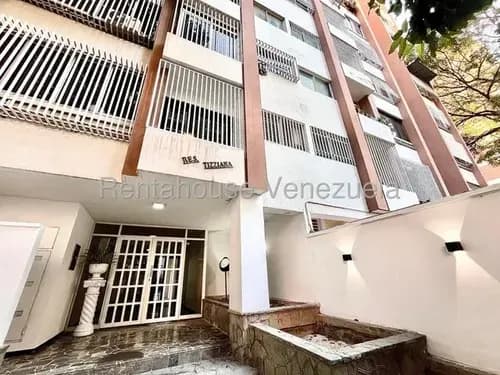 Hermoso Apartamento En Alquiler En Montalban Ii. Vigilancia Las 24 Horas. Servicio De Agua Constante. Mdcr. 26-16953