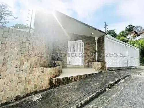 En El Castaño Casa En Venta En Lomas De Palmarito Db 25-1318