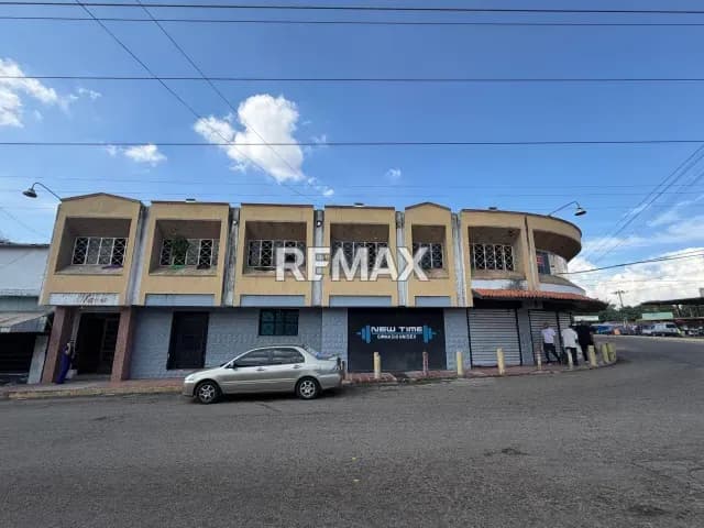 Local comercial en venta , Sector los Estanques