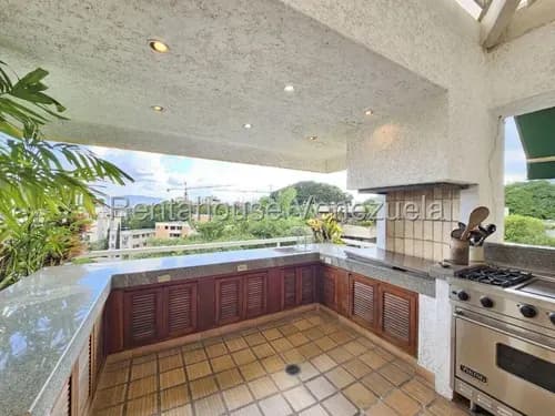 Apartamento En Venta En La Castellana 26-20648 As