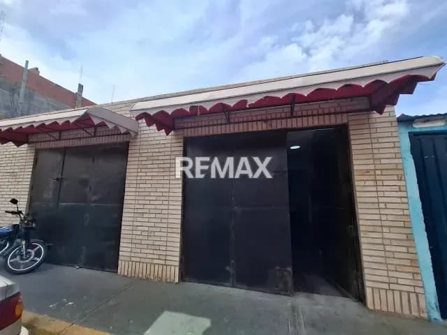 EN ALQUILER LOCAL COMERCIAL DE 60 METROS, TUCACAS.