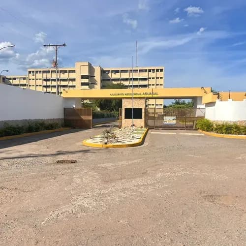 Apartamento En Venta, (sin Piscina) Higuerote