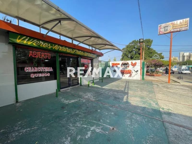 Carniceria Equipada en el 18 de Octubre