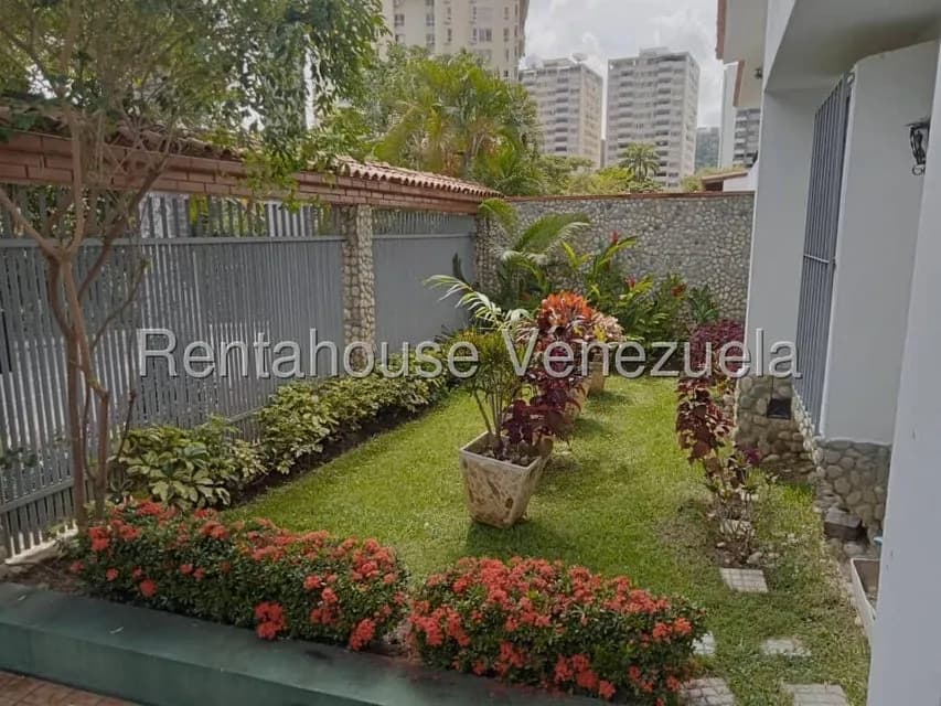 Casa (Duplex) en Venta en Santa Fe Norte, Distrito Metropolitano