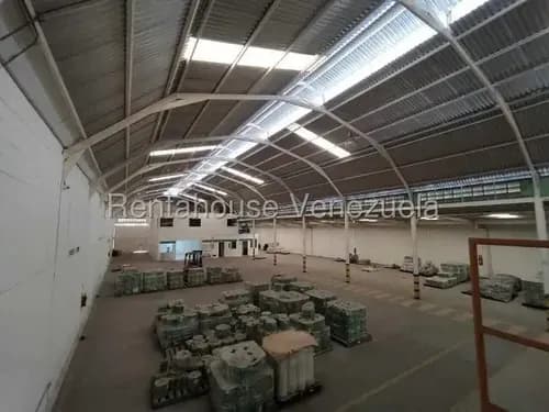 Camilo Duin Vende Galpón Industrial De Oportunidad, Zona Industrial Ii