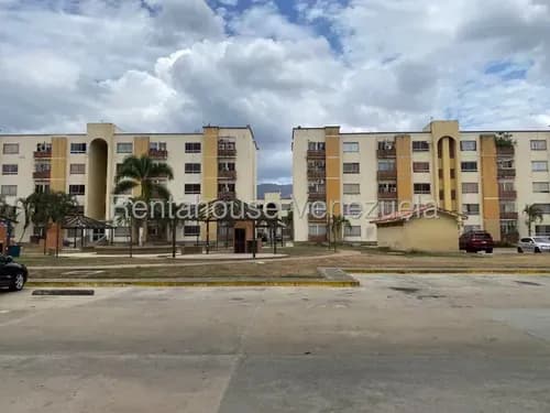 Julio Latouche 26-17506 Apartamento En Venta San Diego Valles Del Nogal, Planta Baja, Amoblado, Cocina Tope De Granito Equipada. Incluye Linea Blanca, Posee Pozo De Agua Y Parque Infantil.