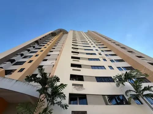Apartamento Listo Para Habitar Con Conexión De Planta Eléctrica 100% Y Pozo Res. Estratosfera Valle Blanco - Valencia Piso Medio 87 M2 Gavip