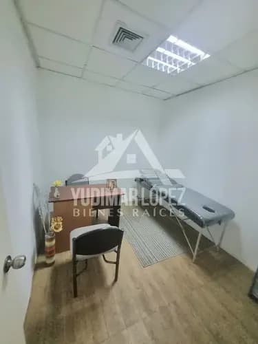 Cubículo En Alquiler En Oficina Ubicada En Calicanto, Maracay Edo. Aragua.