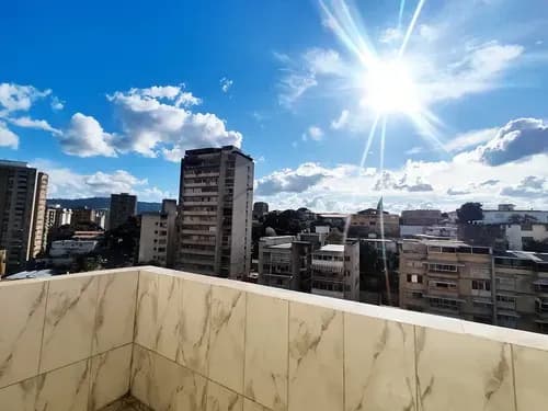 Casa Para Uso Comercial, Casa Comercial En Alquiler, El Marques, Caracas, Deposito, Oficina, Tienda, Local, Consultorio, Centro Terapéutico