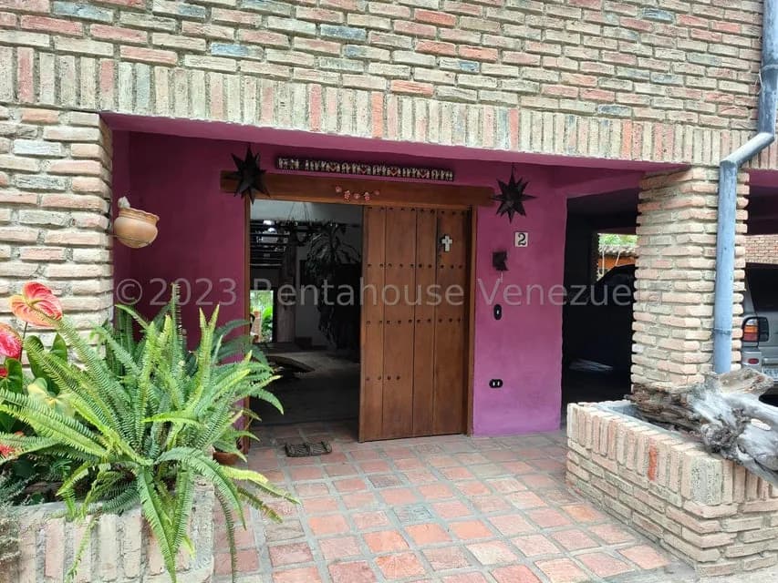 Townhouse (Multiples Niveles) en Venta en La Union, Distrito Metropolitano