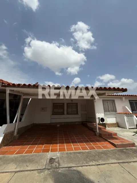 En venta casa en roca del Valle