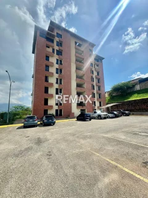 Duplex ubicado en la castellana, Urb Gabriela country
