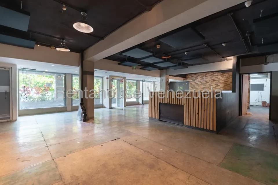 Comercial (Local Comercial) en Venta en Santa Paula, Distrito Metropolitano