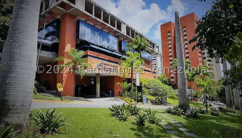 Comercial (Local Comercial) en Alquiler en Santa Fe Norte, Distrito Metropolitano