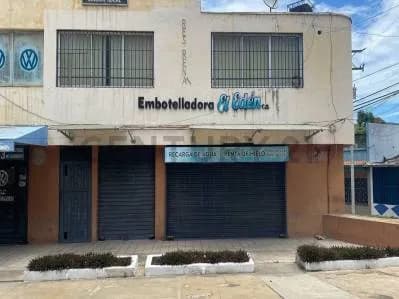 Amplio local comercial en venta en Puerto La Cruz