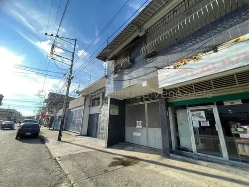 Casa En Venta Con Local Av 10 De Diciembre Maraca En Buenas Condiciones Oportunidad De Negocio Db 25-7916
