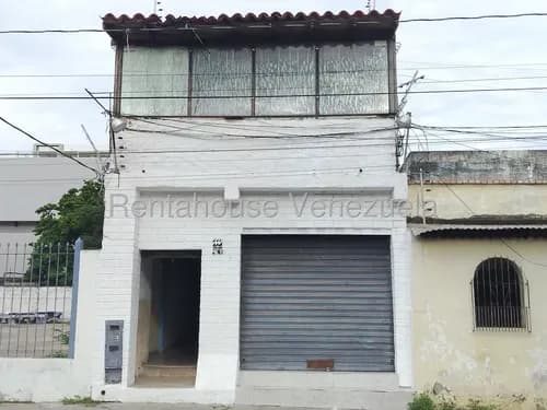 Para Inversionistas, Mini Centro Comercial En El Centro De Barquisimeto Edo. Lara
