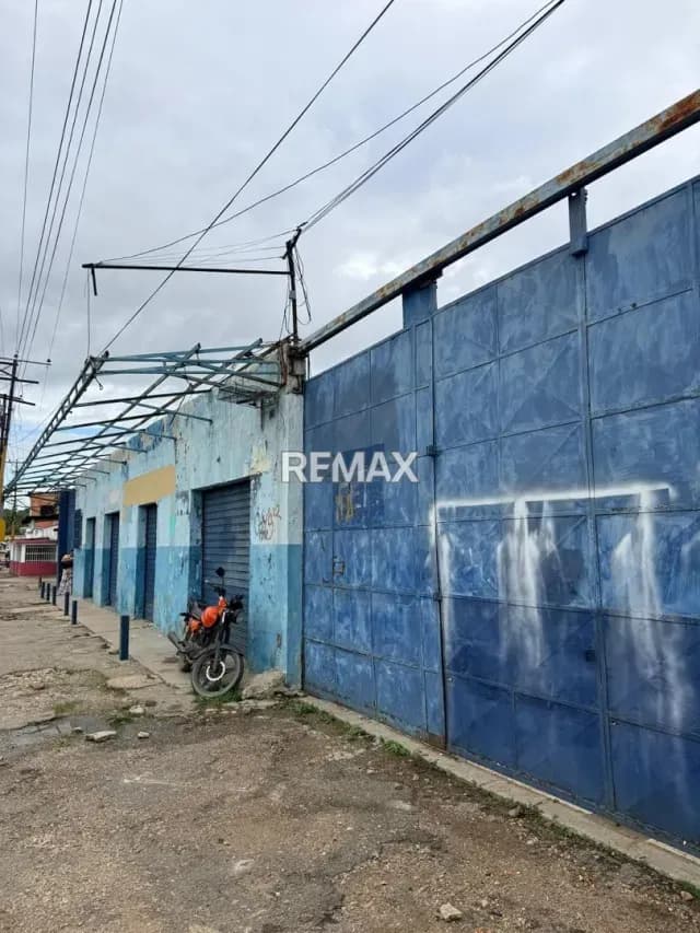 EN VENTA TERRENO EN LA AV. ARANZAZU VALENCIA