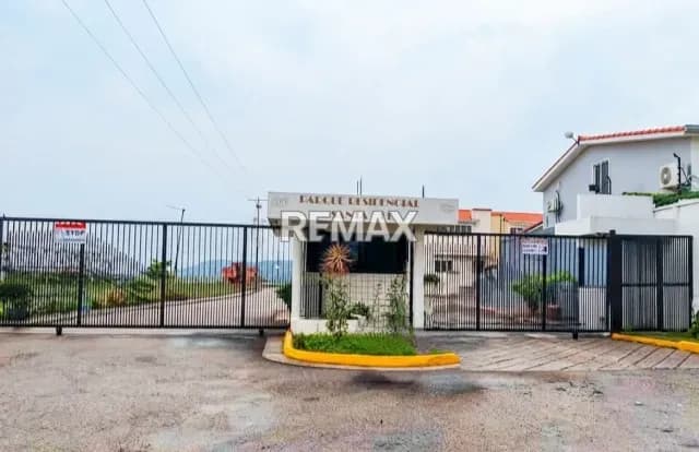 VENTA DE PARCELA EN URB SANTA FE CANEYES