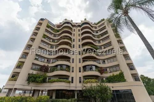 Rah Chacao Vende Apartamento Country Club 26-18297