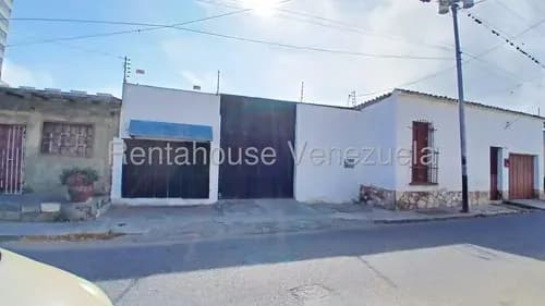 Excelente Galpón En Venta En Centro De Barquisimeto, Ideal Para Cualquier Actividad, Héctor Malavé. Servicio De Cantv, Cerco Eléctrico,