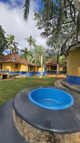 Guayabal. Venta Hermosa Casa Campestre, Estilo Caribeño, Hermosos Jardines, Conjunto Privado De Acceso Controlado. Oportunidad
