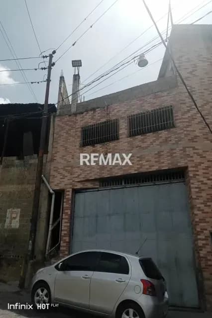 Venta de Galpón en el Mirador del Este, Petare.