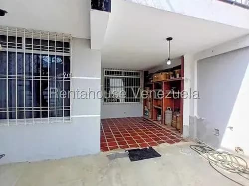 Inmuebles Milagros Nazareth Casa En Alquiler En Barquisimeto Lara Zona Oeste. Codigo Del Inmueble 26-14462 Economica Residencial Economico