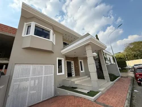 Casa En Venta Urb Villa Franca Av Las Delicias, Los Kioskos San Cristóbal Mg664