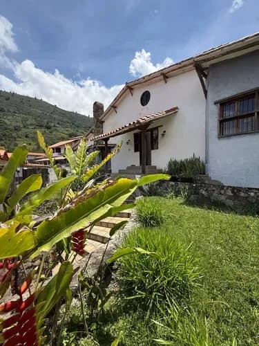 Casa Colonial Ubicada En La Pedregosa Media - Mérida.