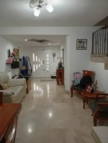 Lisbeth Mantilla Vende Apartoquinta En La Urb. Prebo, Valencia.