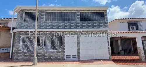 Casa Remodelada En Venta En Villa Heroica/mls #26-14959 Bp