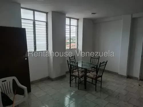 Lcda. Milagros Inmuebles Nazareth Apartamento En Alquiler En Barquisimeto Lara Zona Centro. Codigo Del Inmueble 26-20643 Economica Residencial Economico