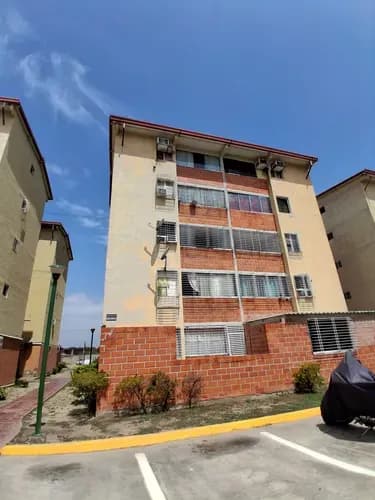 En Venta Apartamento Equipado En Res Parque Los Samanes, Santa Rita Mic09