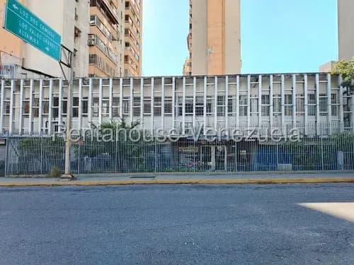 De Oportunidad Local En Alquiler Santa Eduvigis #26-16838 Mjs