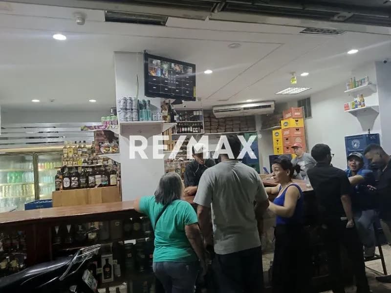 Venta Fondo de Comercio Licoreria Av. Panteon
