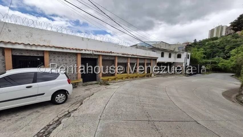 Comercial (Local Comercial) en Alquiler en Las Minas, Distrito Metropolitano